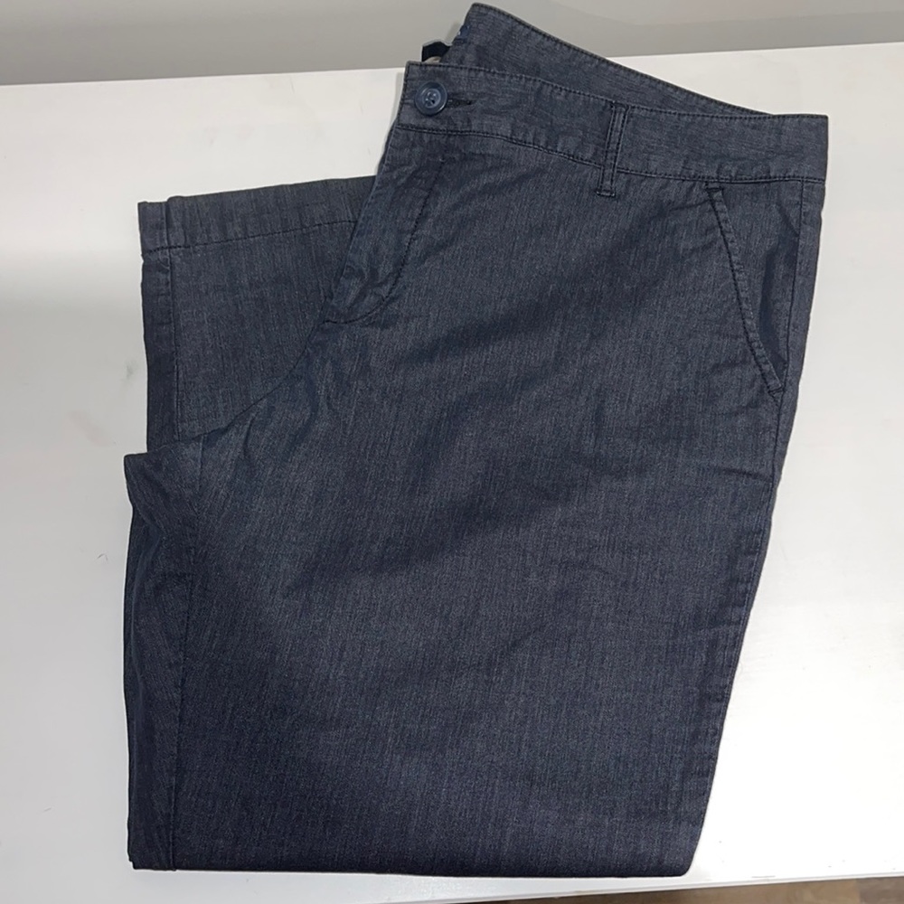 Tommy Hilfiger 3/4 pants size 18